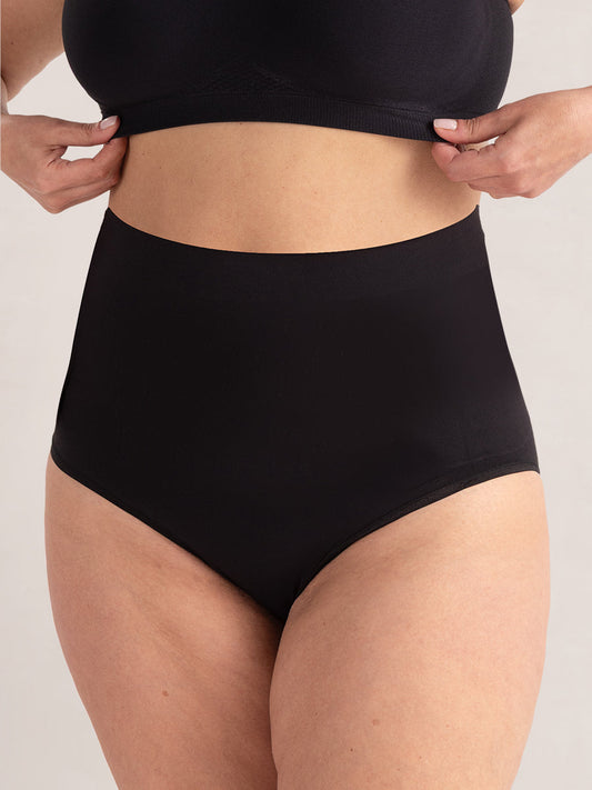 Truekind® TrueCool Mid-Waist Menopause Brief