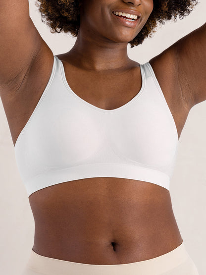 Truekind® Smoothing Wireless Bra