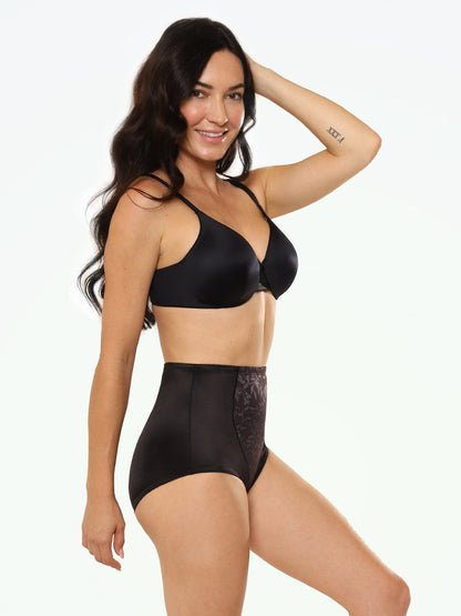Bali® One Smooth U® Smoothing & Concealing Underwire Bra